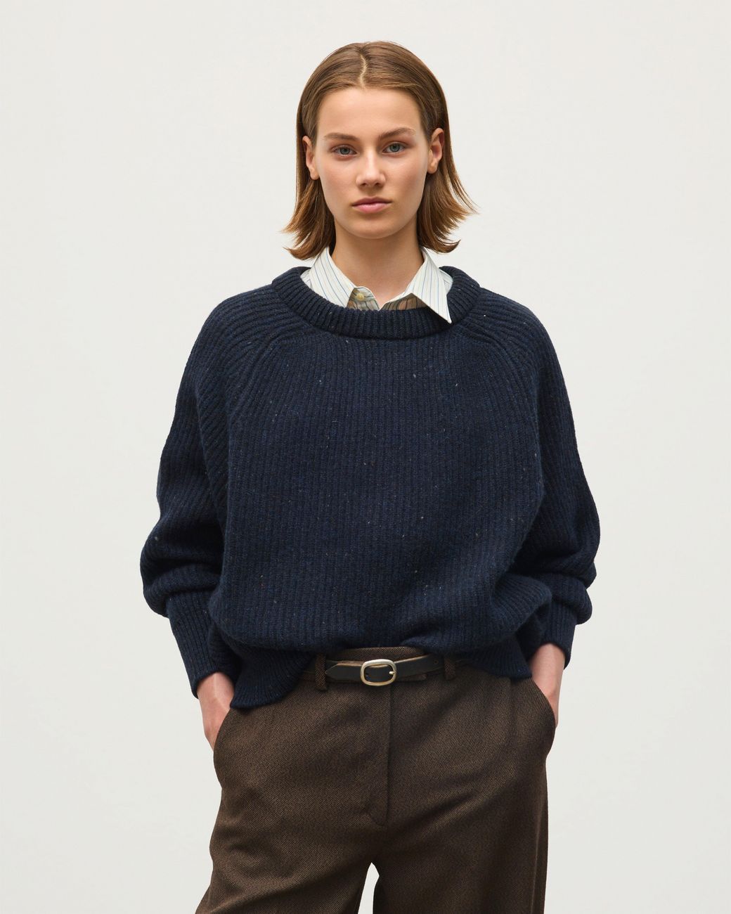 Johnstons Black Norah Ribbed Donegal Cashmere Jumper
