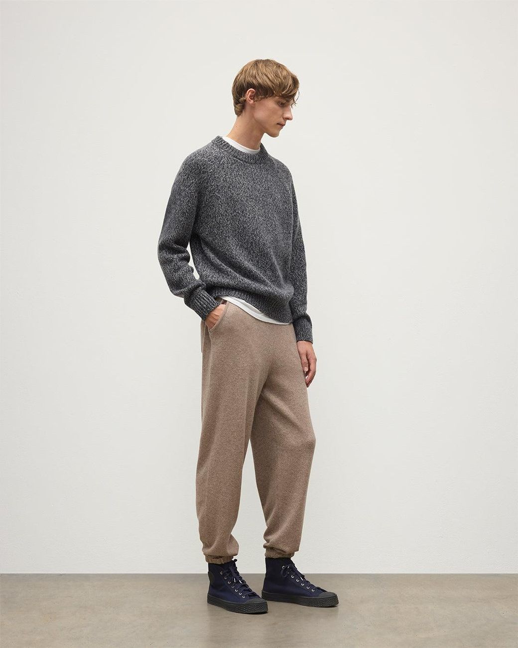 Johnstons Gray Kirk Cashmere Sweatpants for men