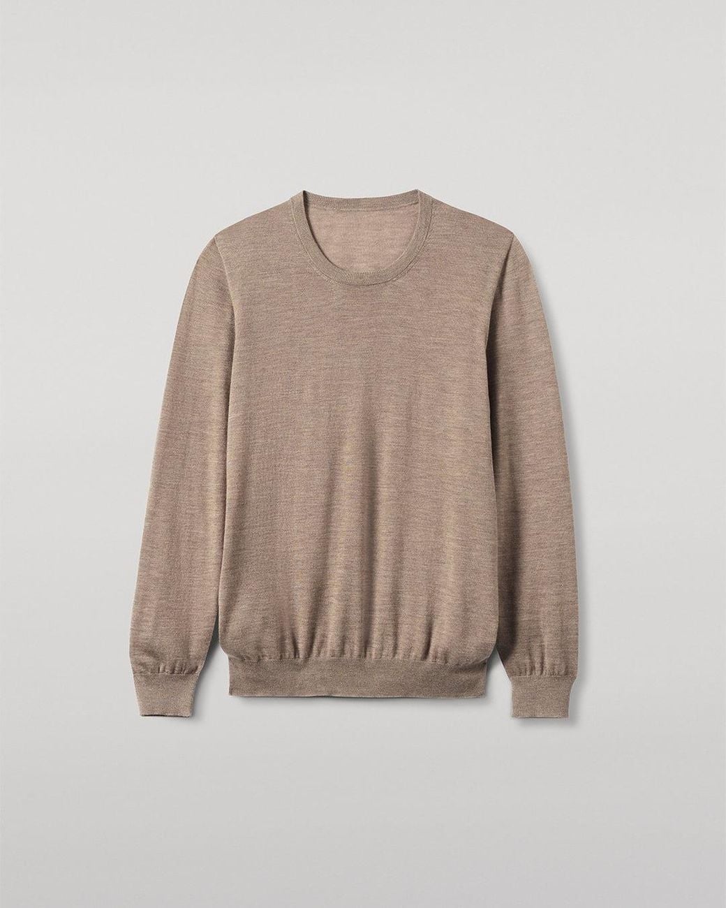 Johnstons Natural Fin Light Superfine Cashmere Jumper for men