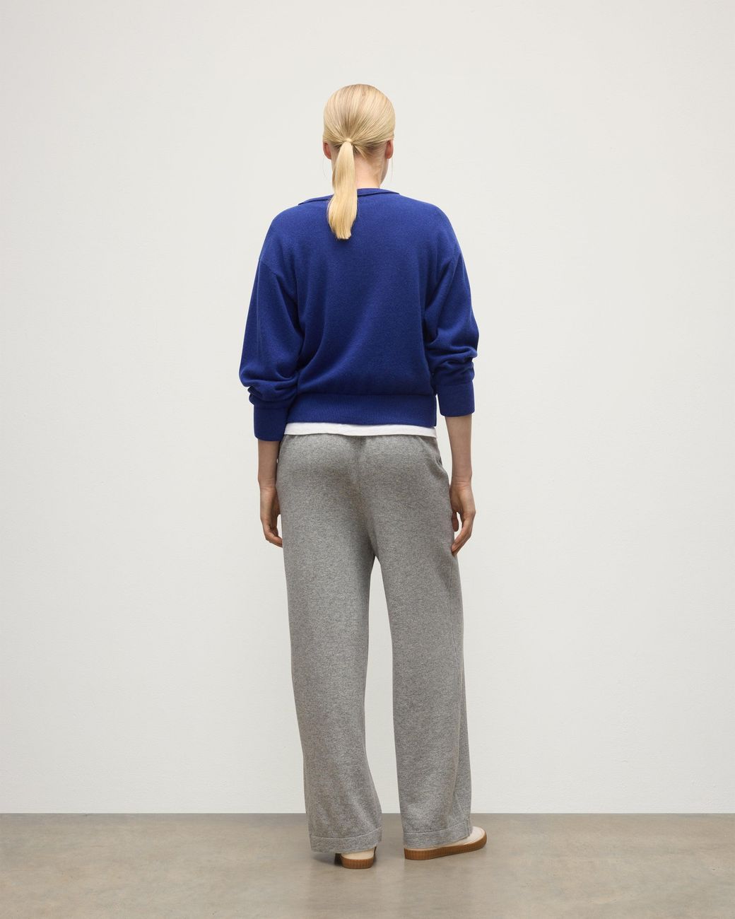 Johnstons Blue Coll Light Cashmere Trouser
