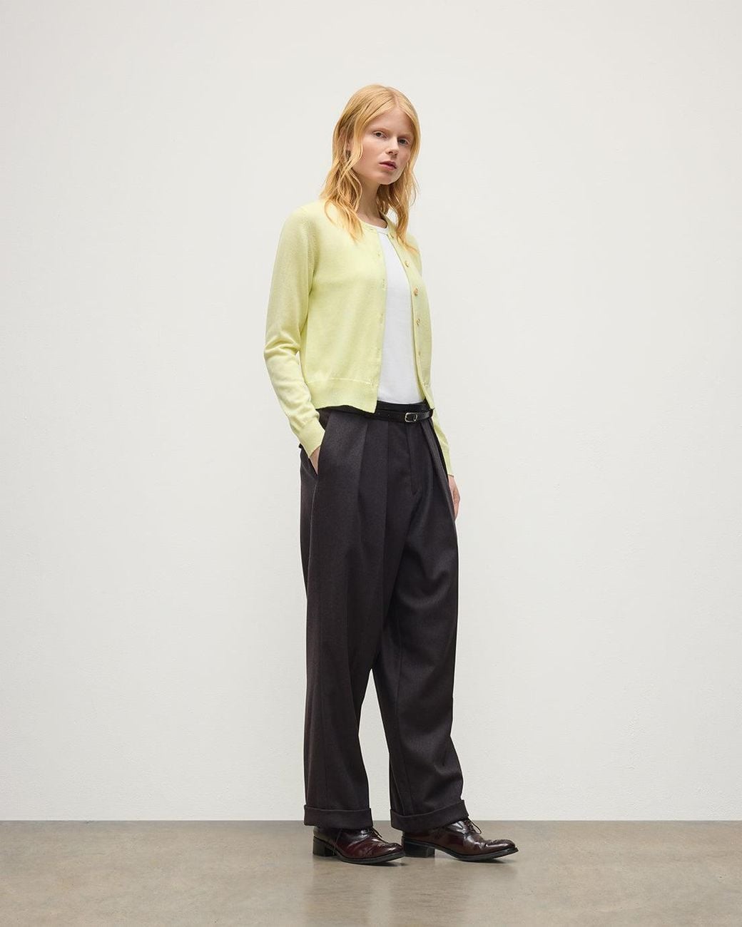 Johnstons White Iris Classic Cashmere Cardigan