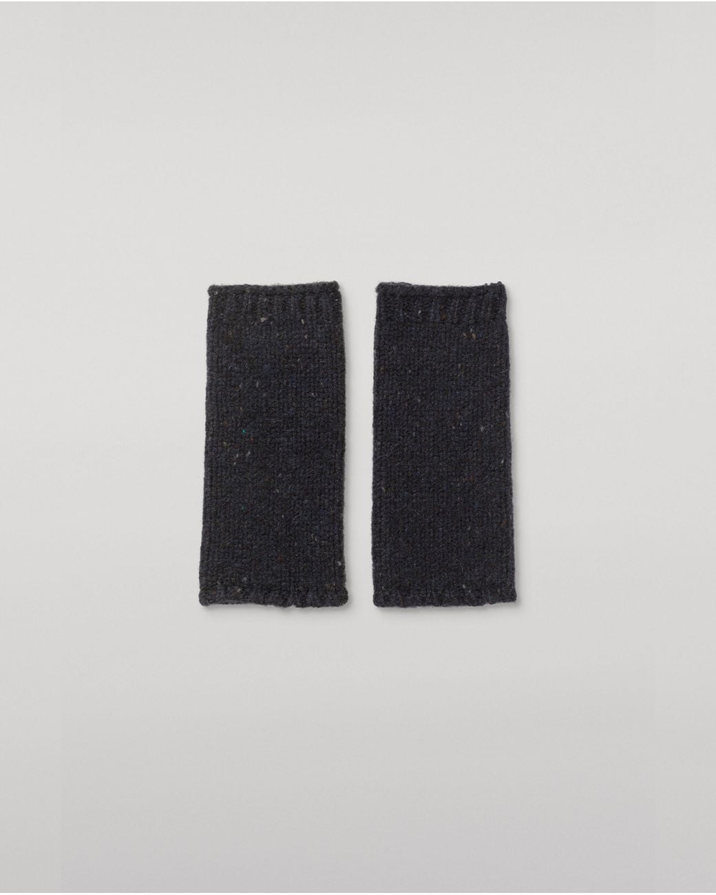 Johnstons Black Tiree Donegal Cashmere Wristwarmers