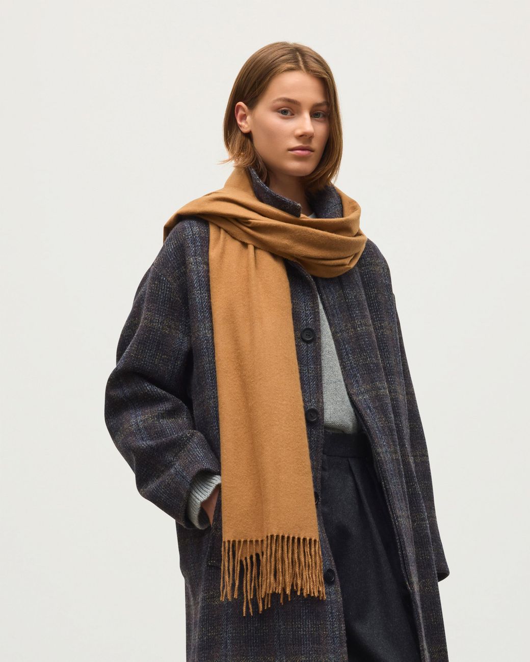 Johnstons Brown Pure Vicuña Stole