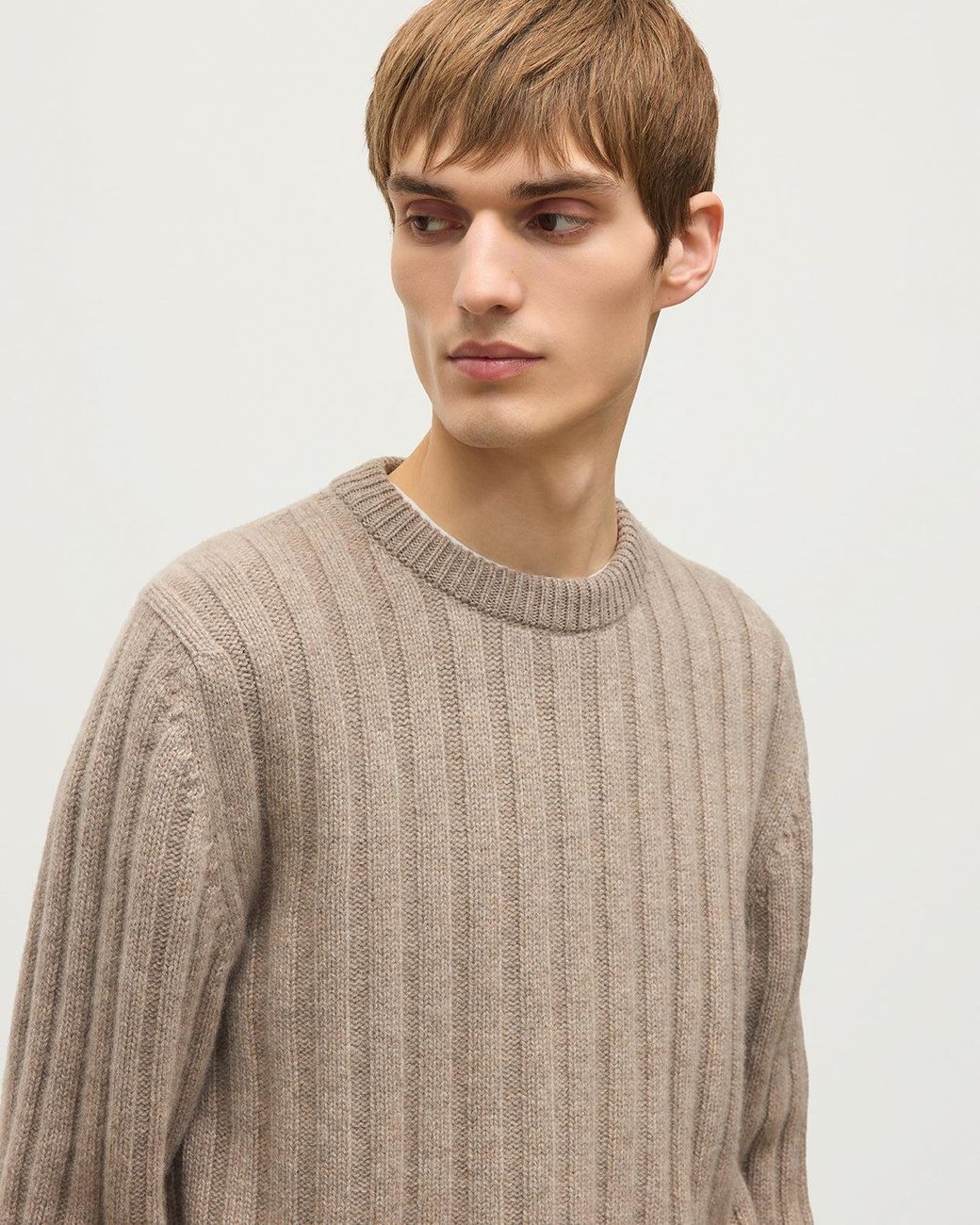 Johnstons White Peel Light Cashmere Jumper for men