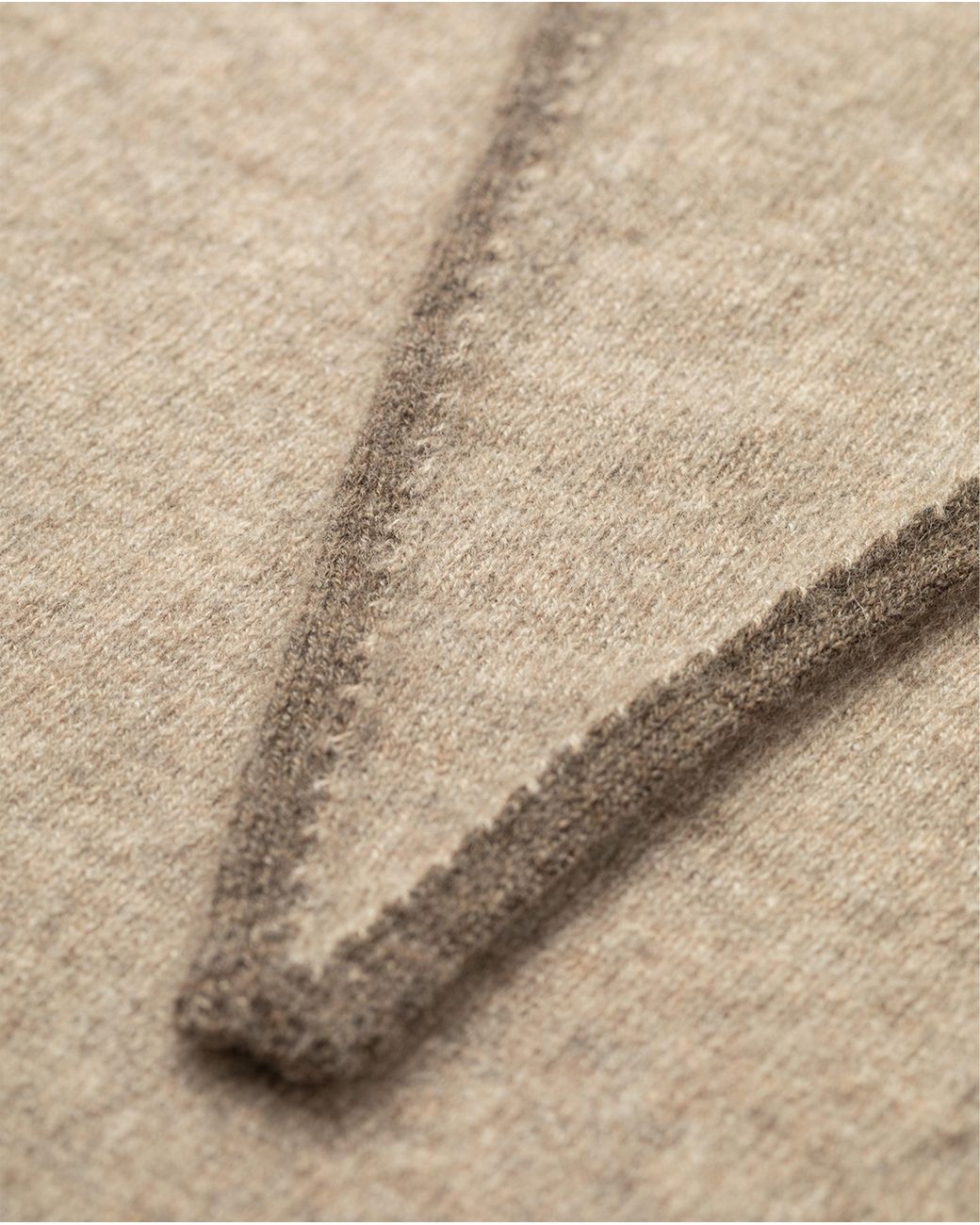 Johnstons Natural Ethel Cashmere Diamond Scarf