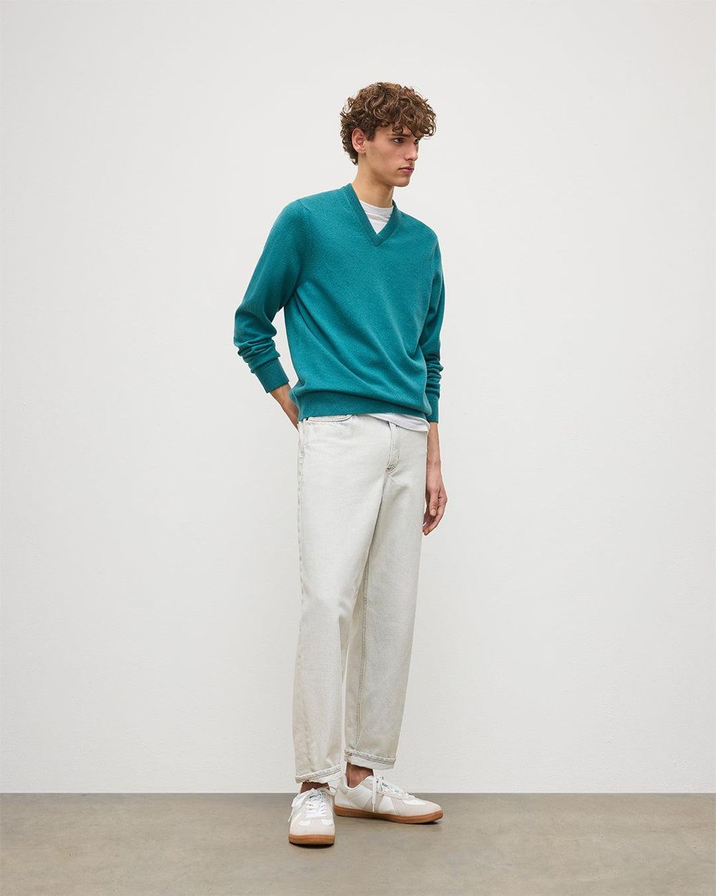 Johnstons Blue Rory Classic Cashmere V-Neck Jumper for men