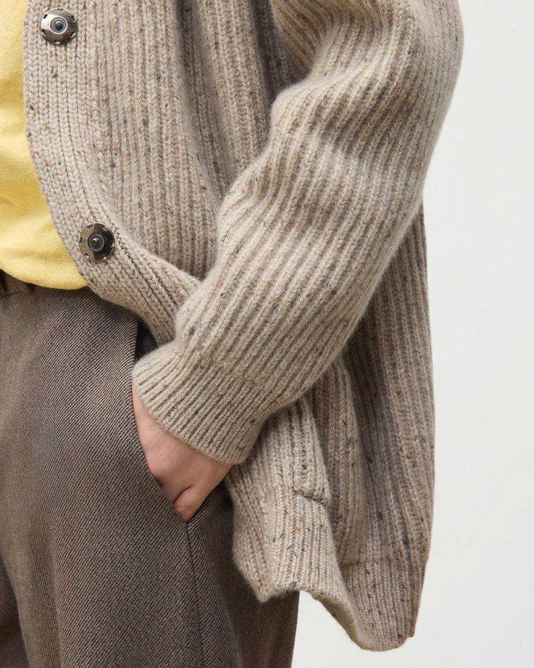 Johnstons Natural Norah Ribbed Donegal Cashmere Cardigan