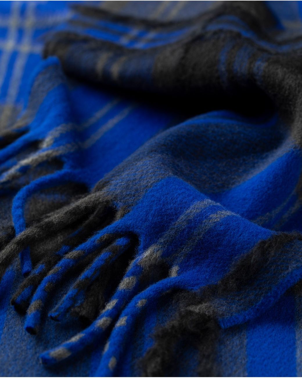 Johnstons Blue Mull Tartan Cashmere Scarf