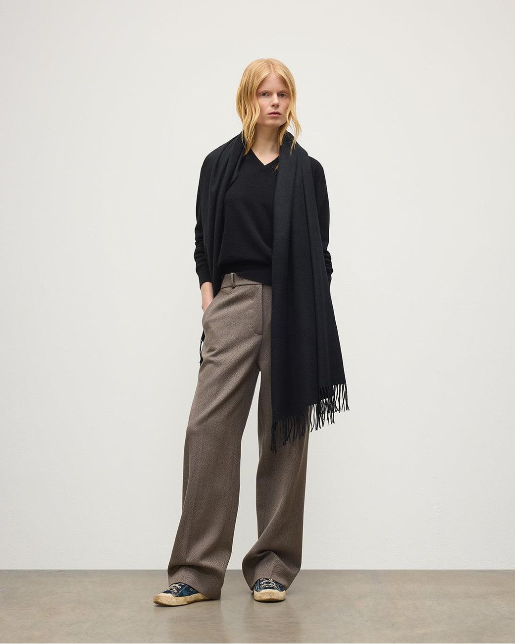 Johnstons Black Cashmere Stole