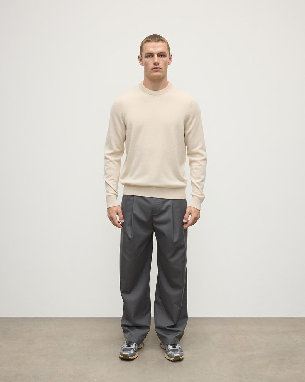 Johnstons Natural Rory Cream Classic Cashmere Crew Jumper for men