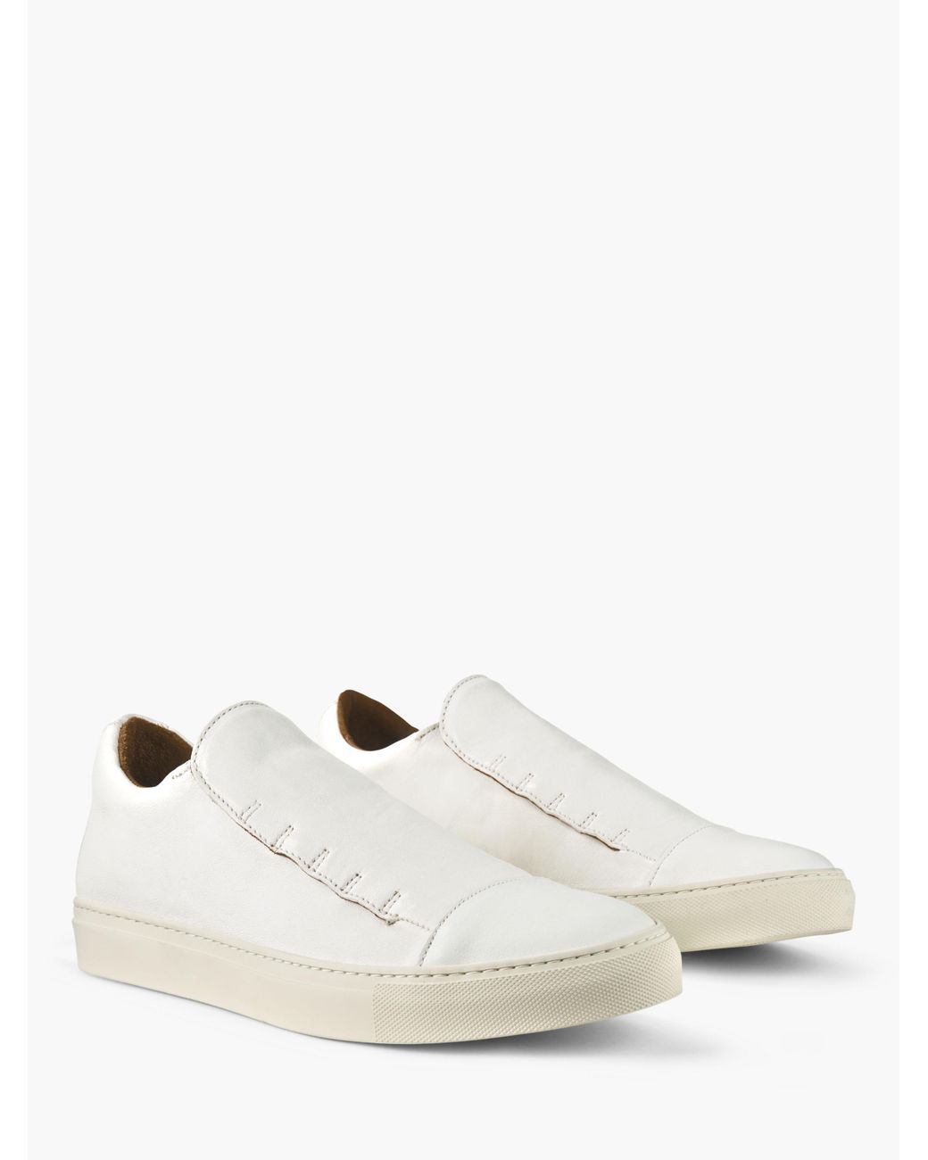 reed low top sneaker