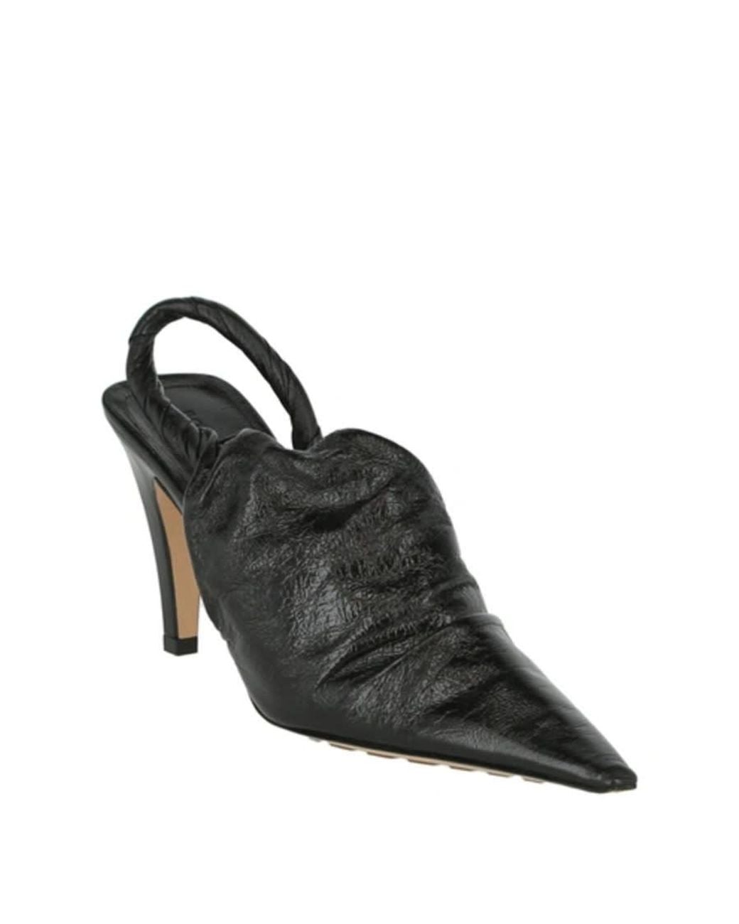 Bottega Veneta Black Bv Point Leather Pumps