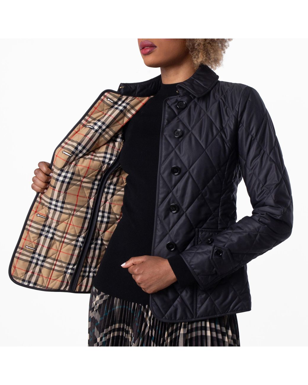 Burberry Black Ladies Fernleigh Quilted Diamond Jacket for men