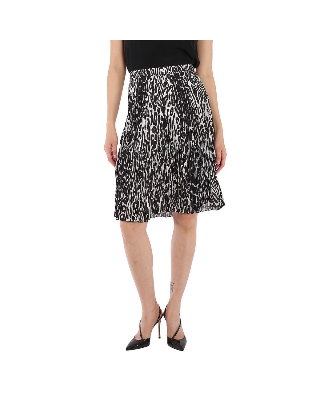 Burberry Black Monochrome Leopard Print Fluid Pleated Skirt, Brand Size 6 (Us