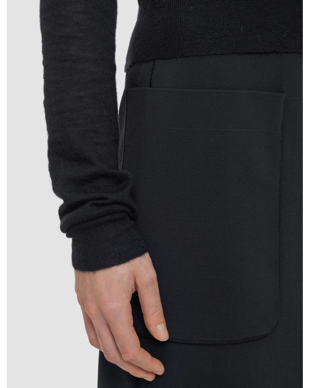 Joseph Black Cashair Round Neck Jumper