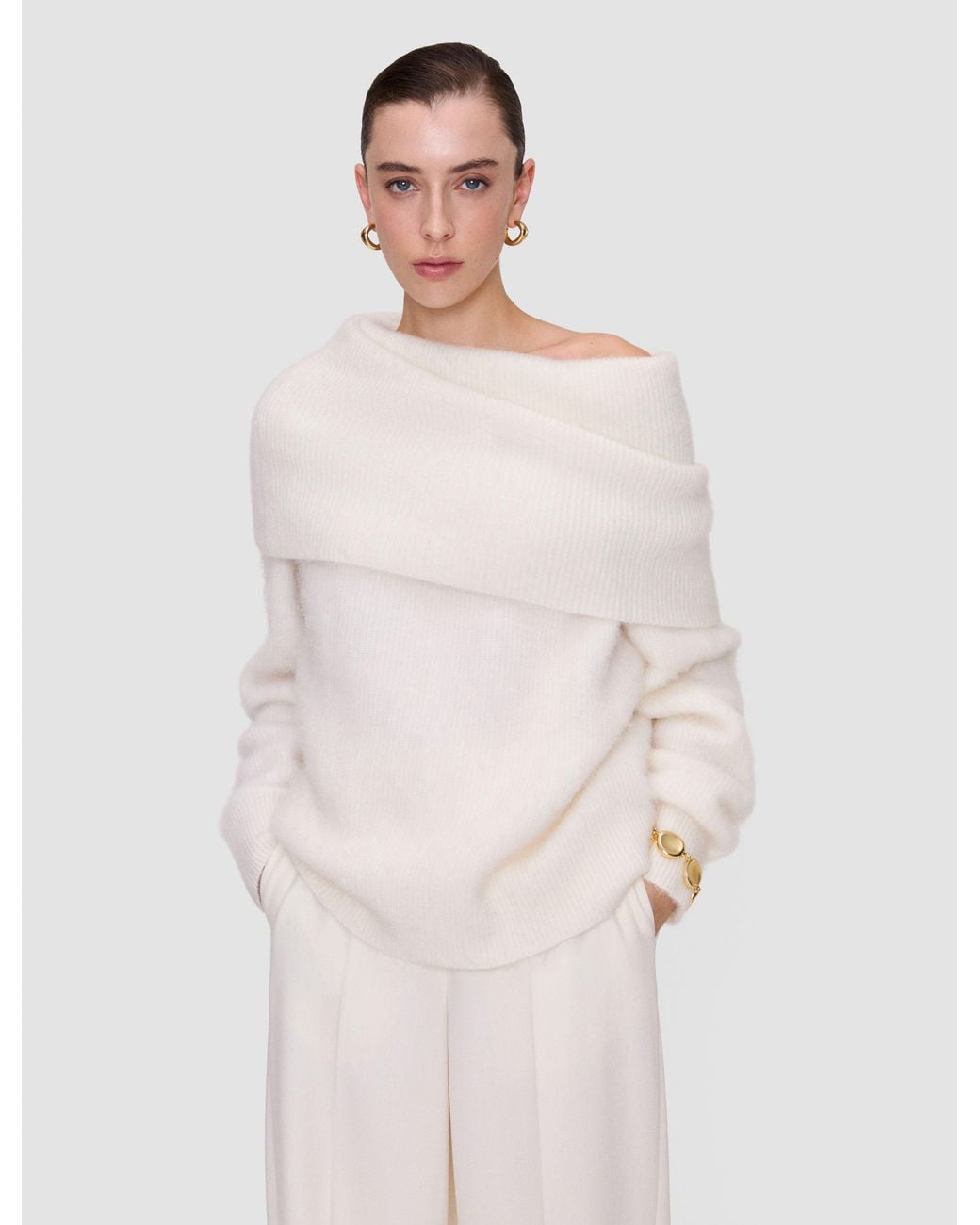 Joseph White Bee Brushed Wool Jumper