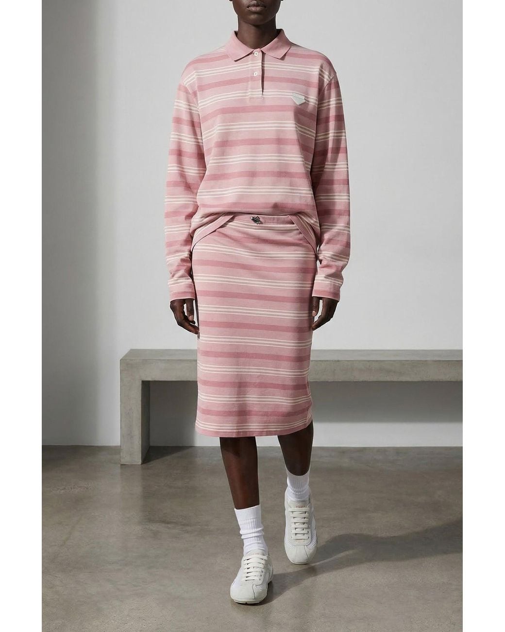 Sneaker Low-Top Con Inserti di Prada in White