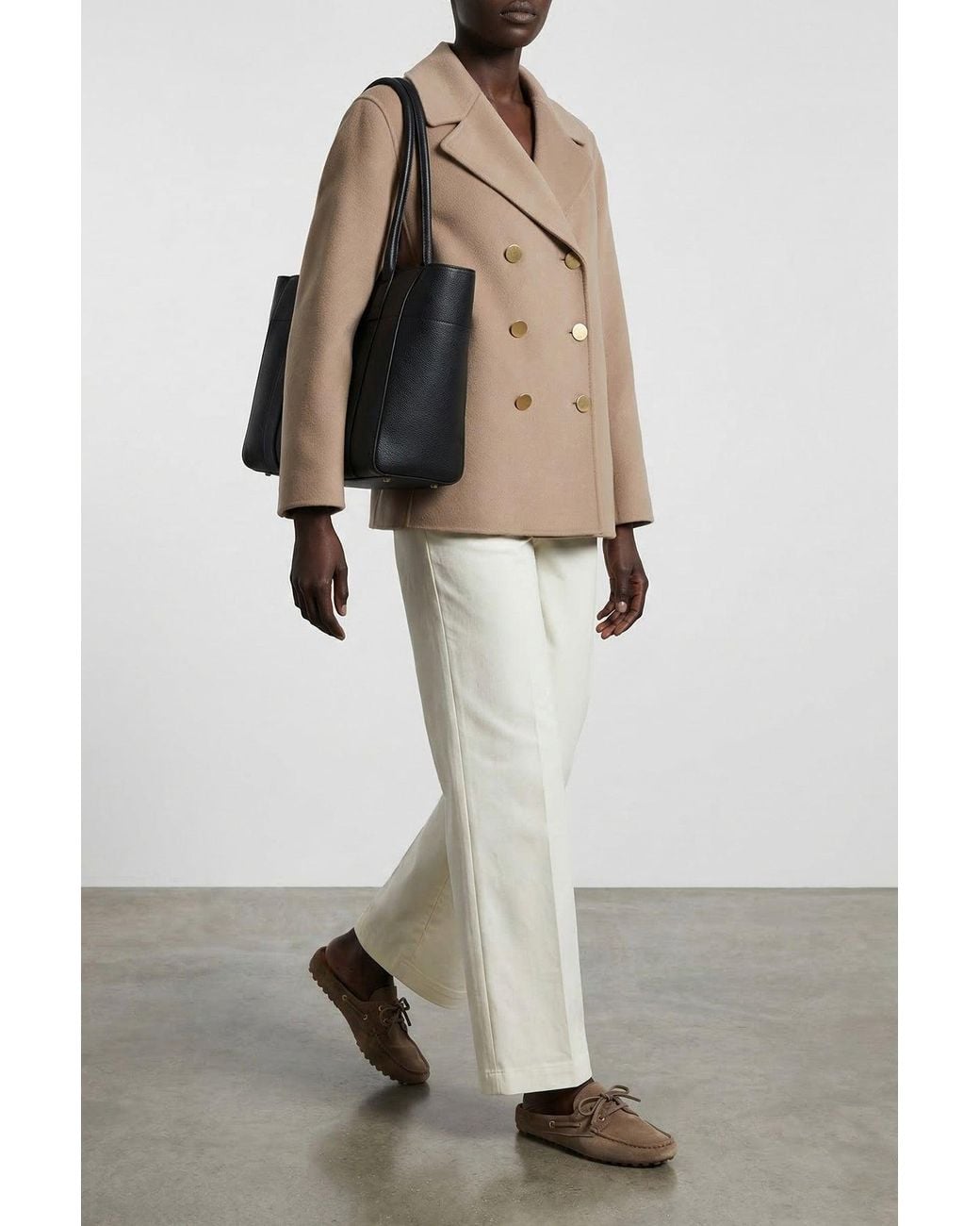 Tod's Brown Leather Gommino Sabot With Chain