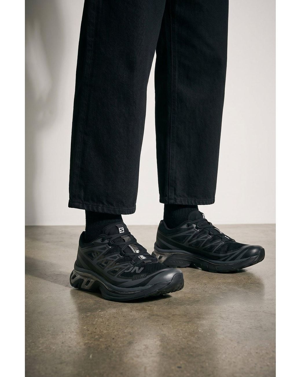 MM6 by Maison Margiela Black Sneaker 'Xt' X Salomon