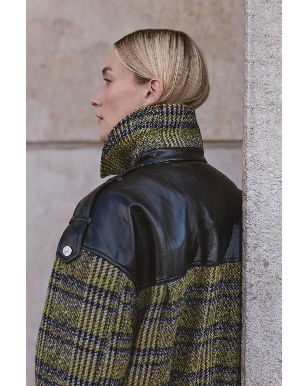 Karen Millen Gray Wool Tweed And Faux Leather Mix Short Coat