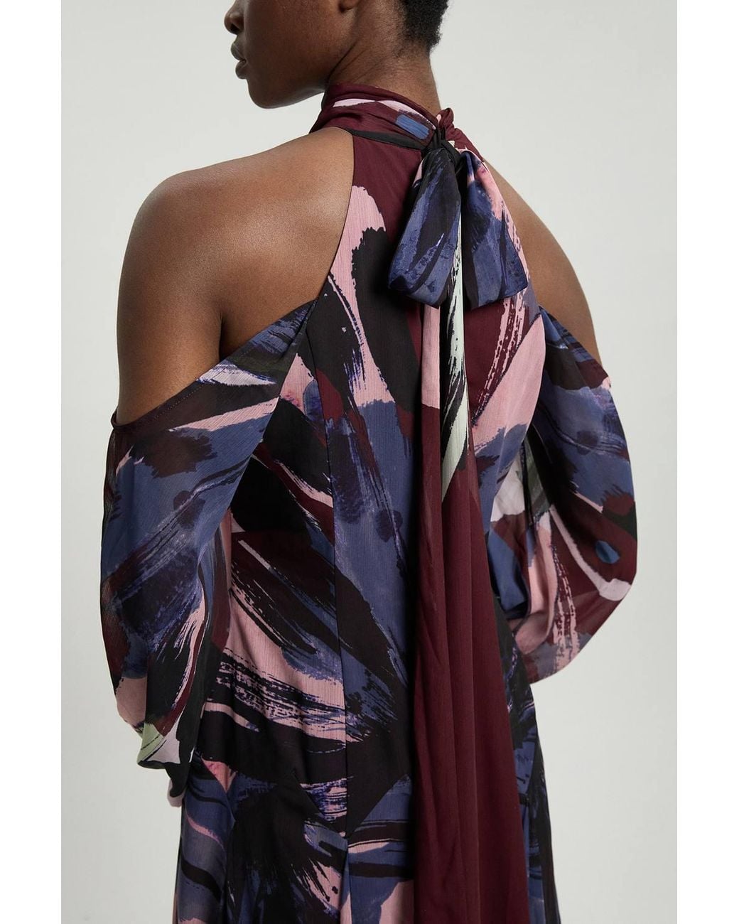 Karen Millen Red Photographic Floral Crinkle Georgette High Neck Cold Shoulder Woven Maxi Dress