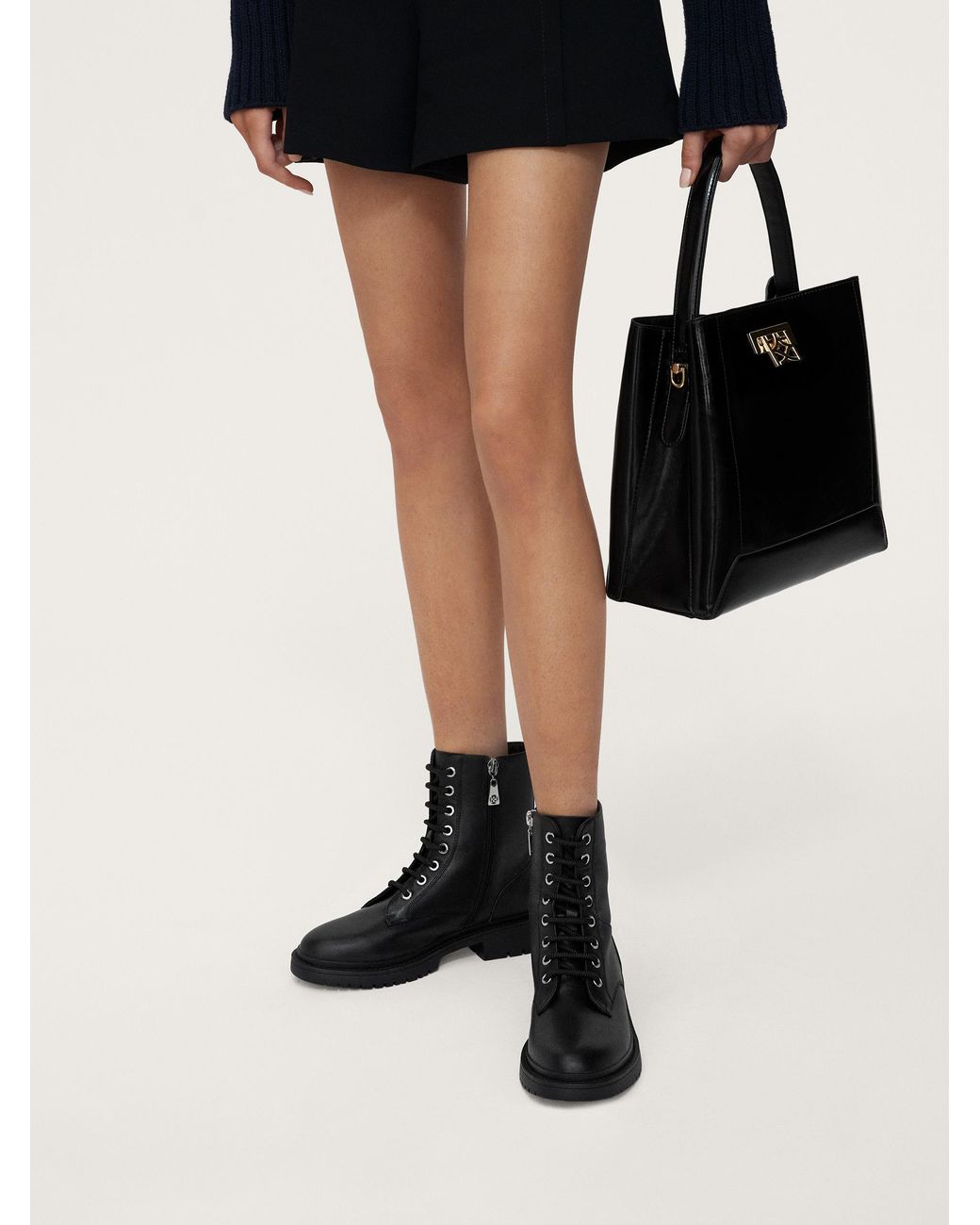 Kazar Black Warme Schwarze Flache Stiefelette Für Damen Mit Reißverschluss Und Schnürung