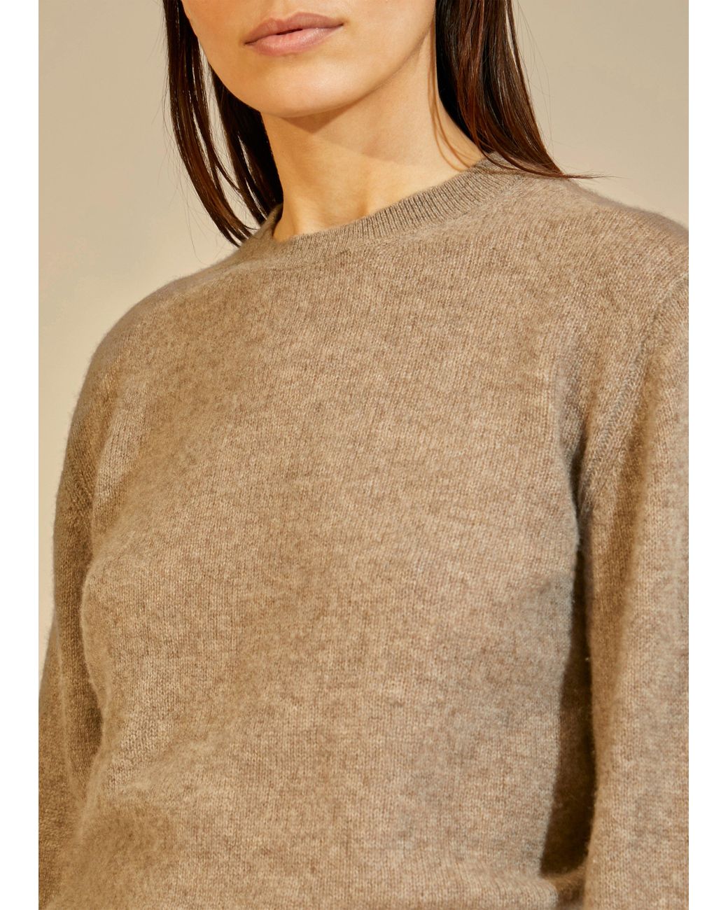 Khaite Cashmere The Viola Sweater in Natural - Lyst