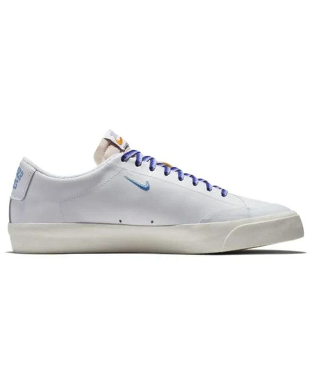 Nike White Quartersnacks X Sb Blazer Low Xt for men