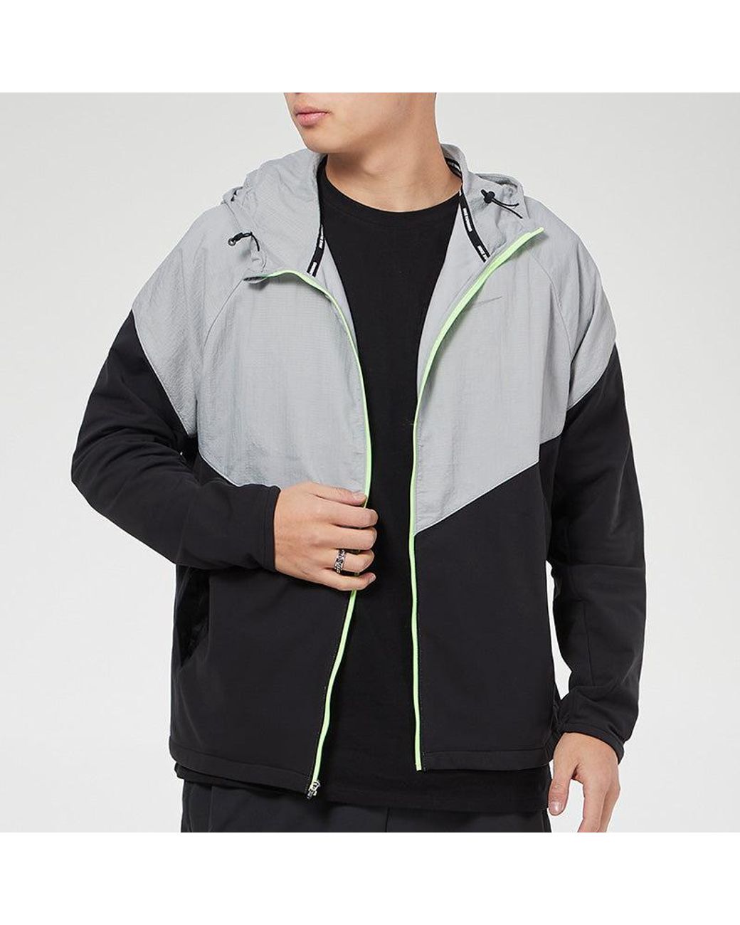 Nike Gray Nk Essntl Therma Jkt for men