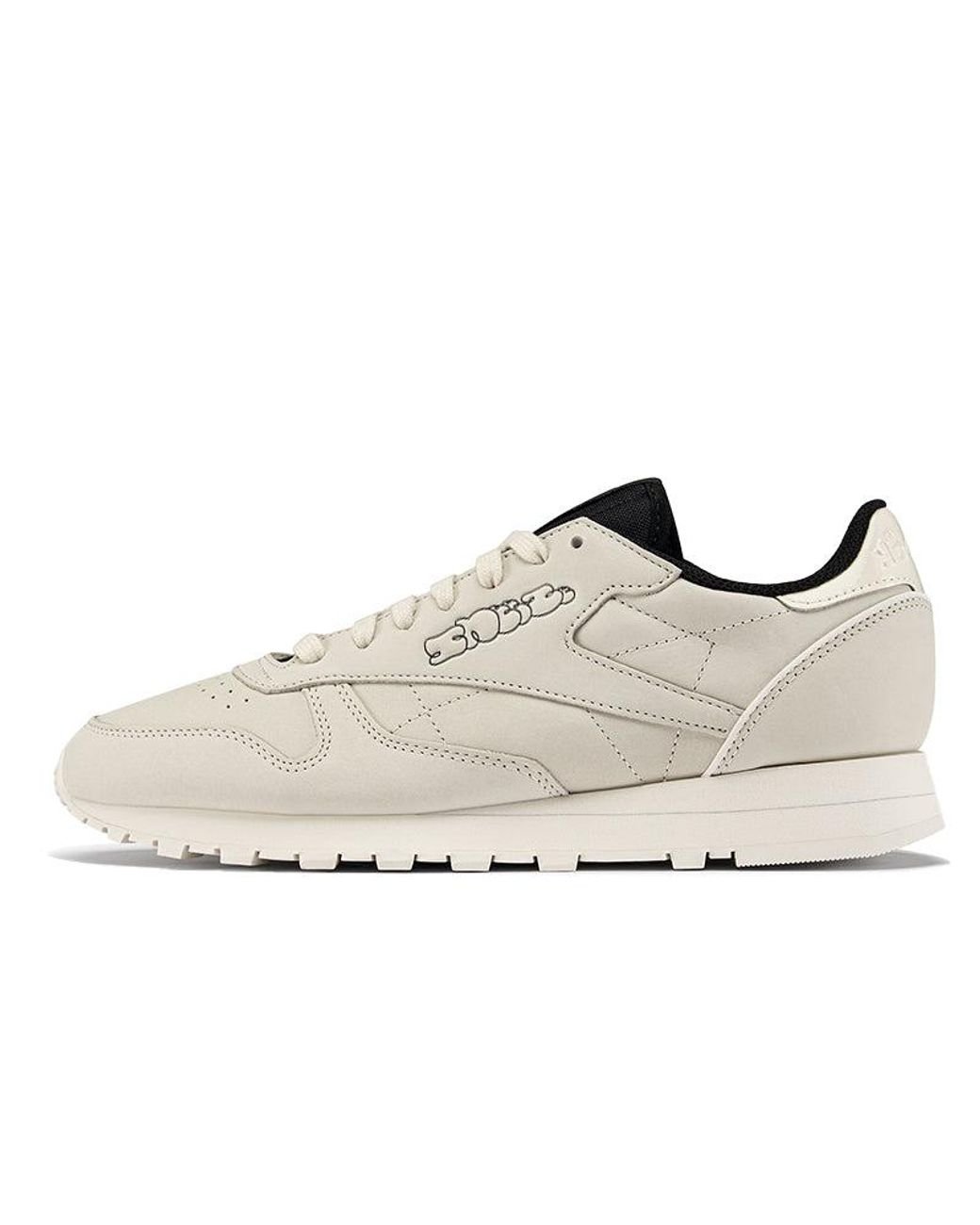 Reebok White Sneeze Classic Leather Core' for men