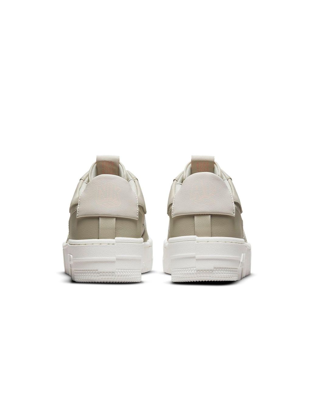 Nike White Air Force 1 Pixel