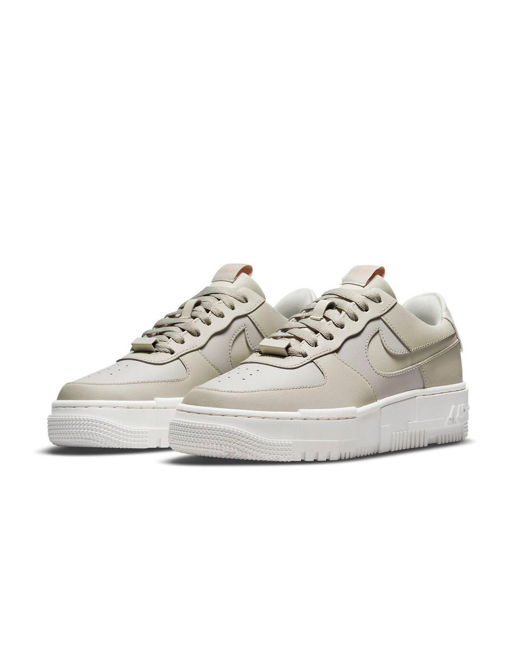 Nike White Air Force 1 Pixel