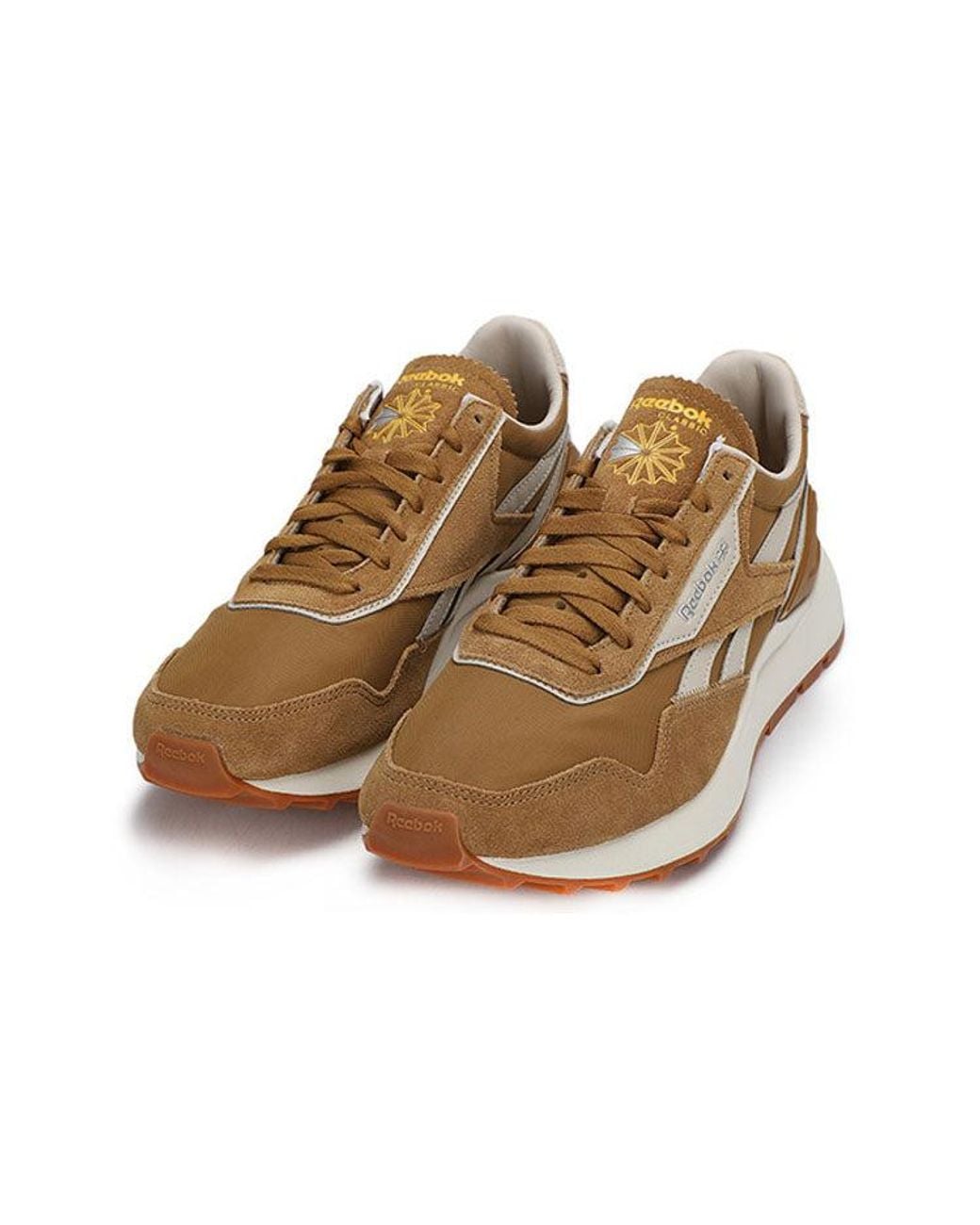 Reebok Brown Classic Leather Running Shoes for men