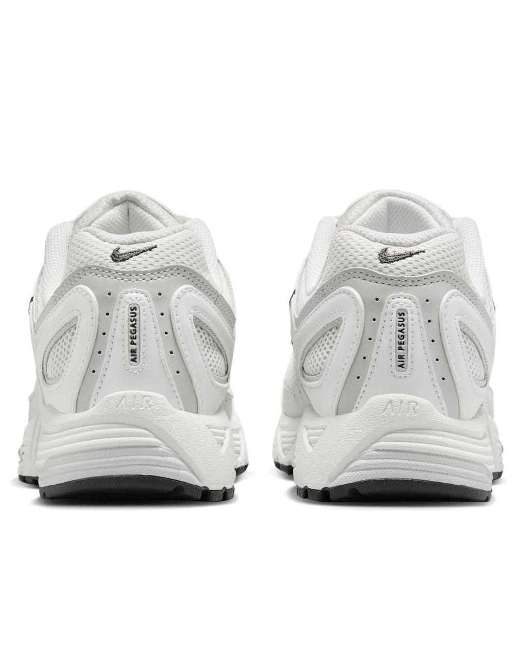 Nike White Air Pegasus 2005 Sneakers