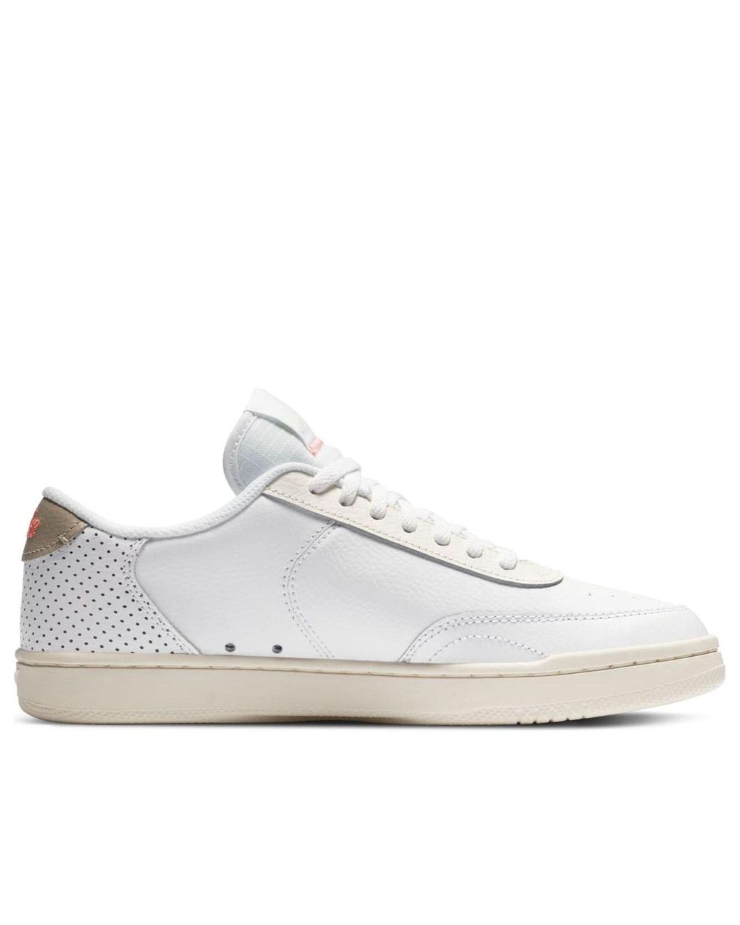 Nike White (Wmns) Court Vintage Premium