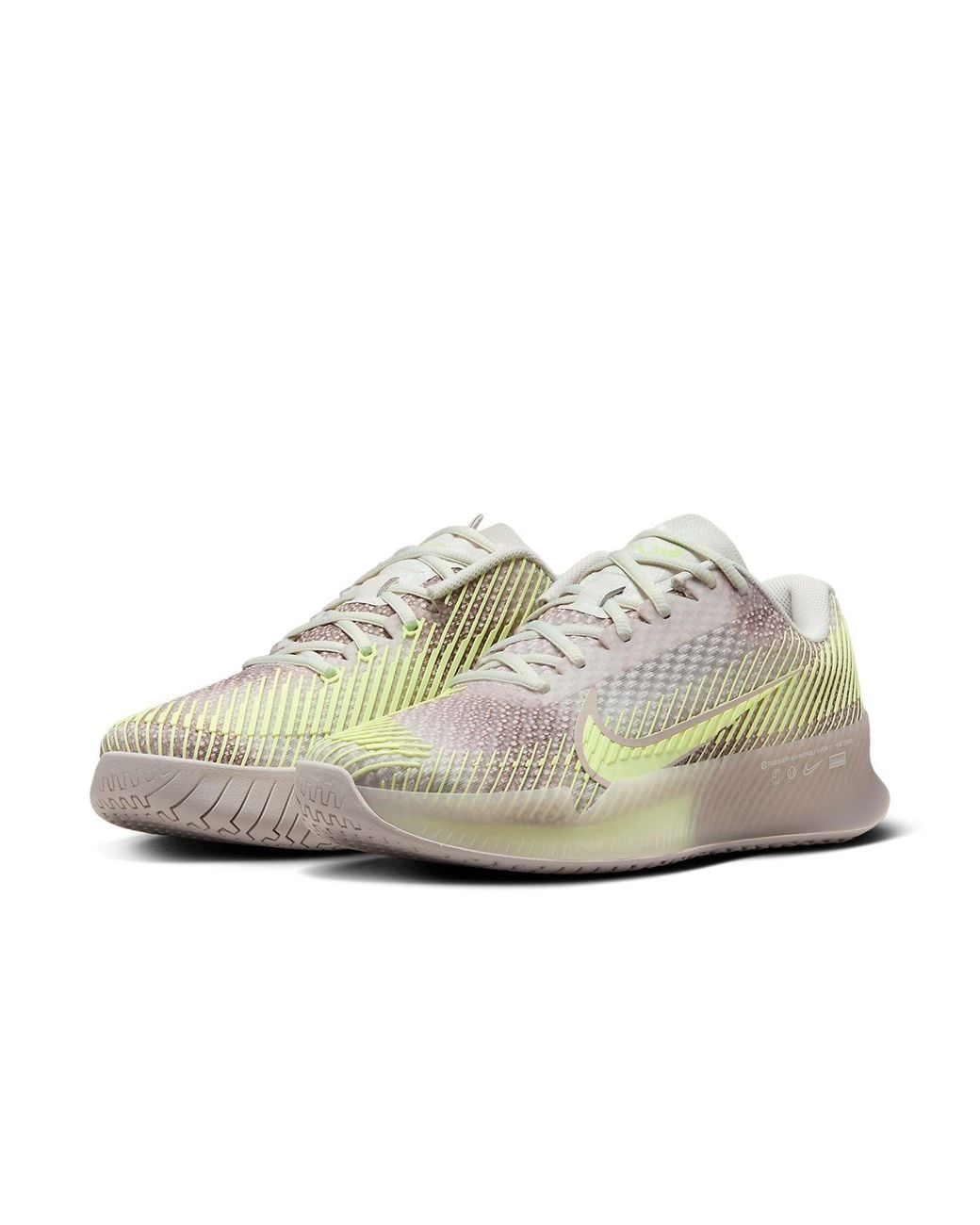 Nike White (Wmns) Court Air Zoom Vapor 11 Premium Hard Court Tennis Shoes