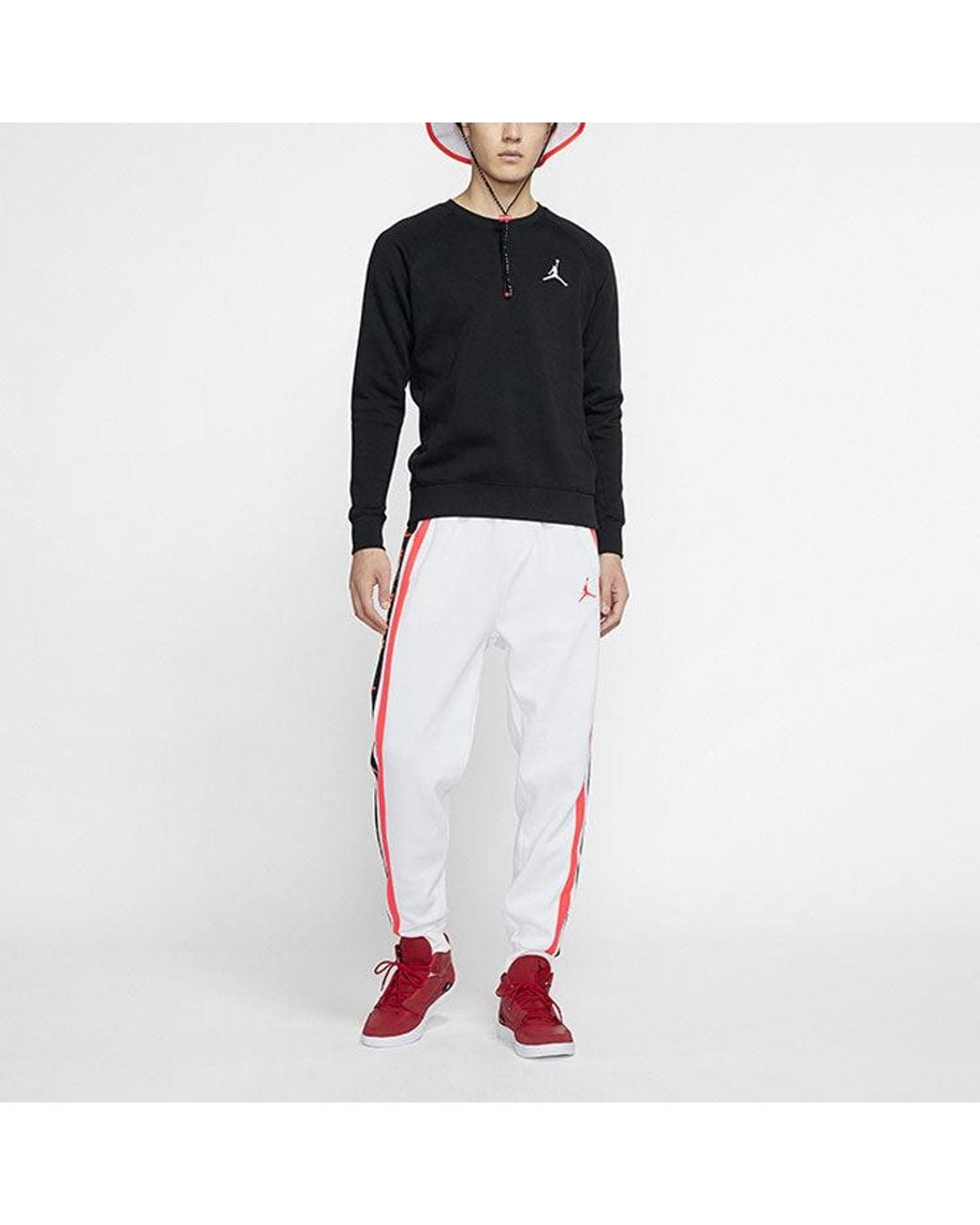 Nike Blue Fleece Lined Stay Warm Sports Round Neck Pullover for men
