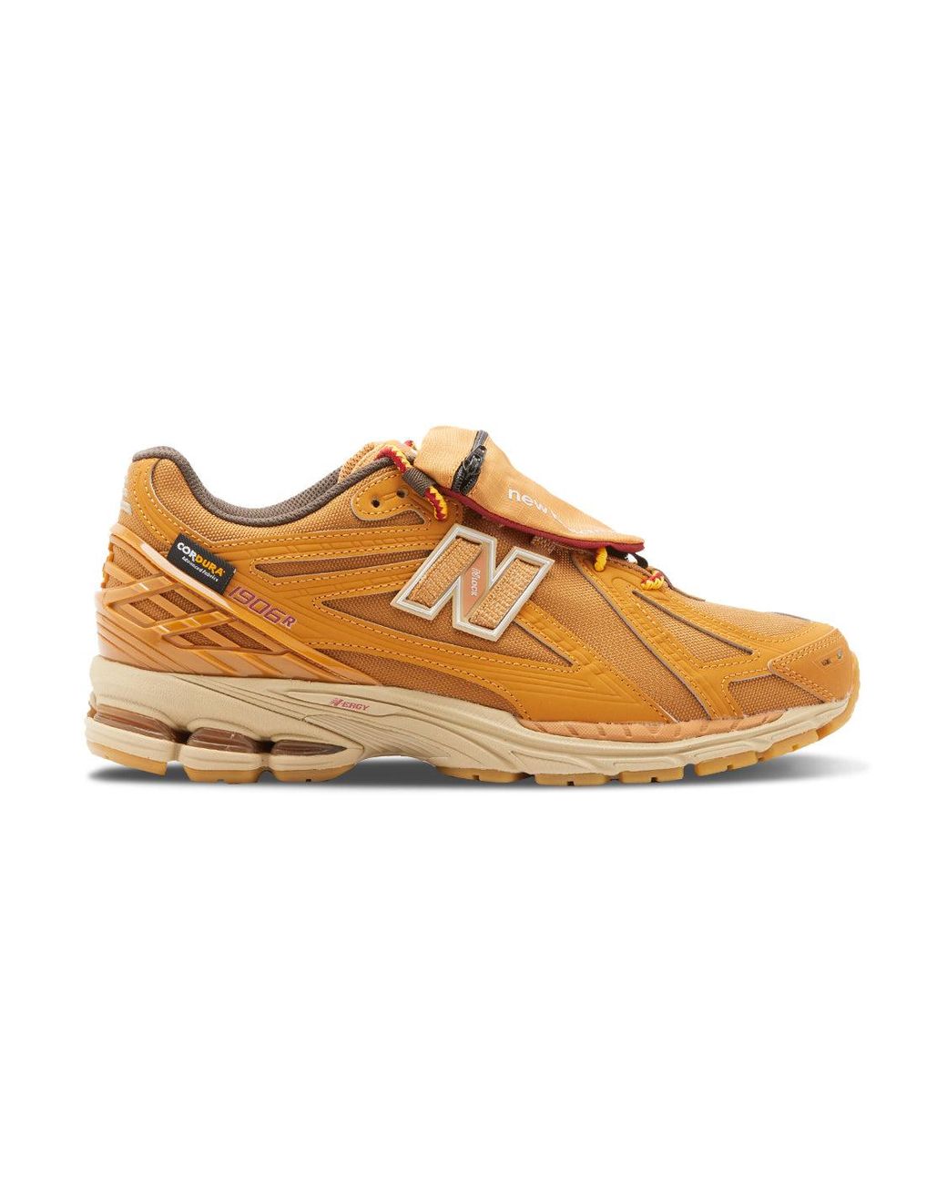 New Balance Brown 1906R Cordura 'Pouch for men