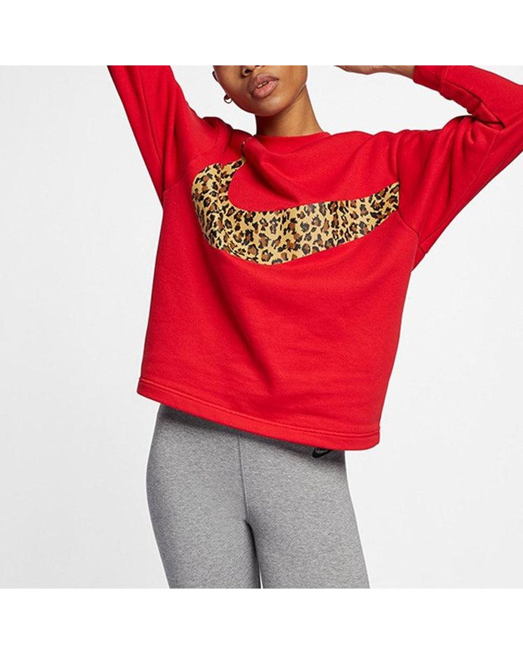 Nike Red (Wmns) Casual Sports Round Neck Pullover