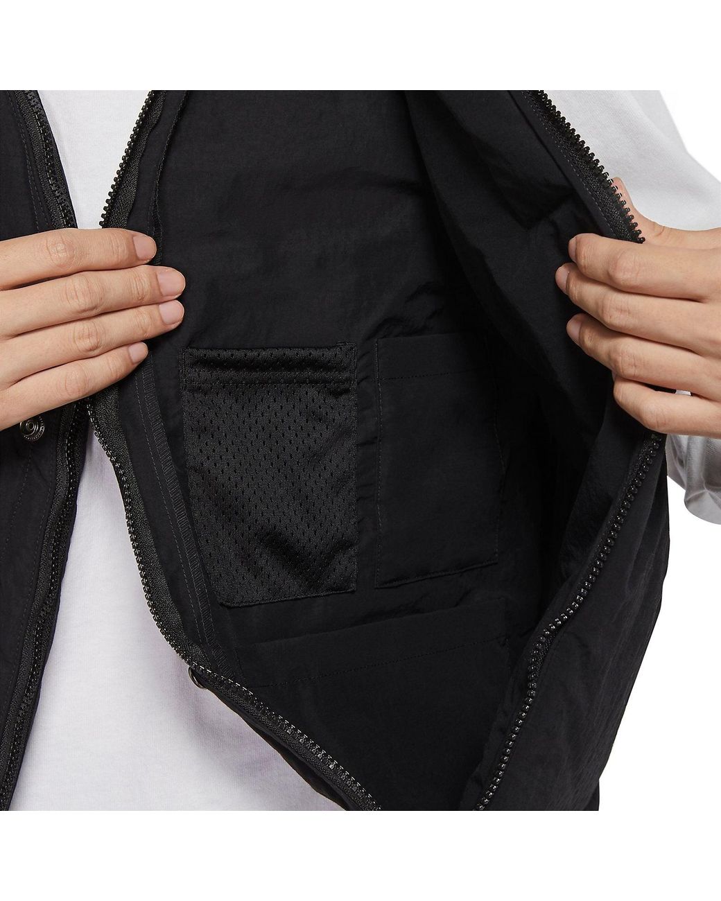 Nike Black 23 Engineered Technical Vest for men