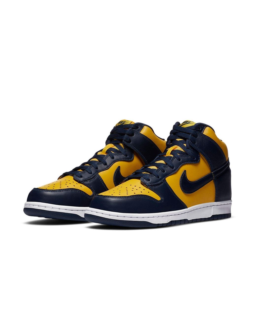 nike high dunk michigan