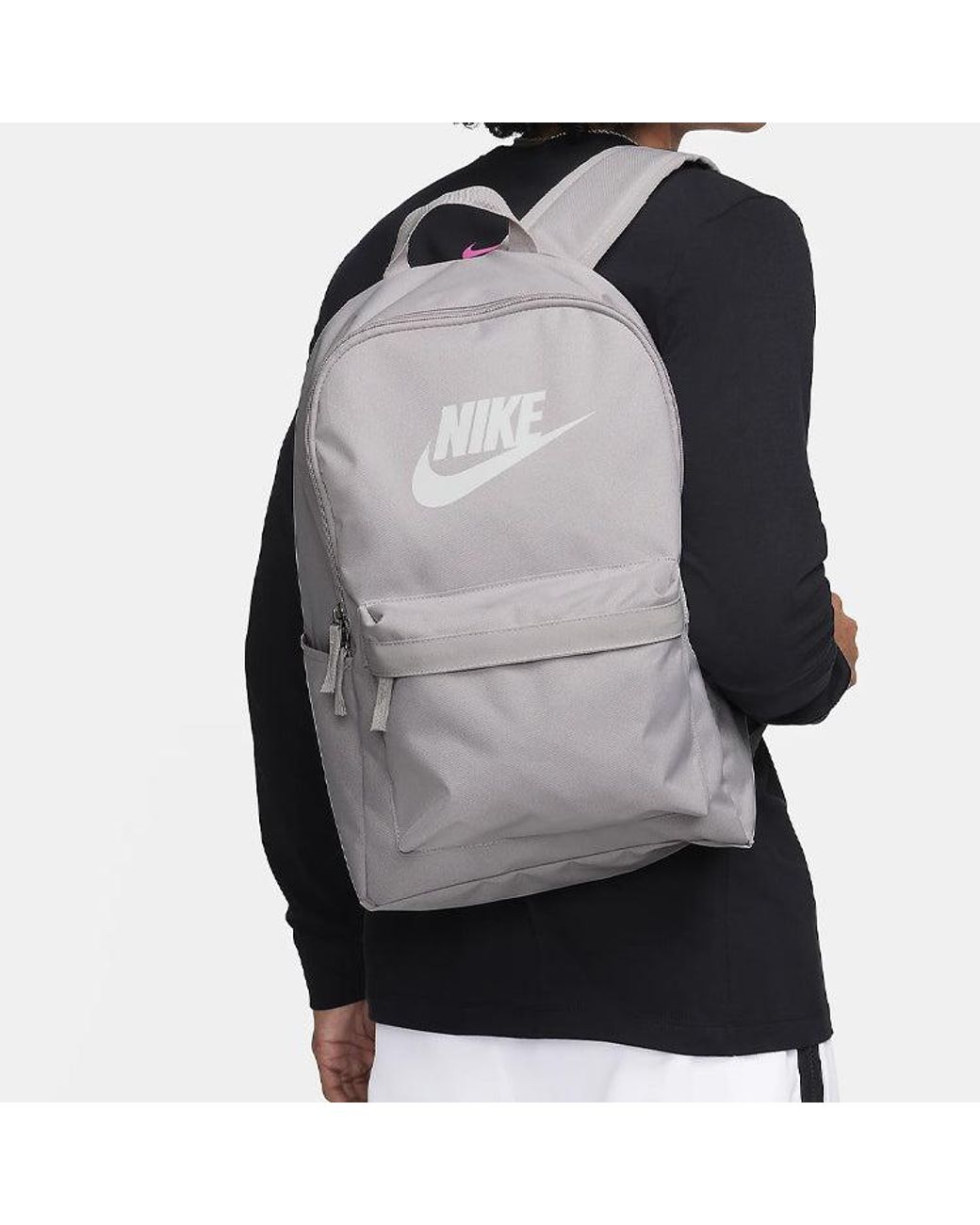 grey nike heritage backpack