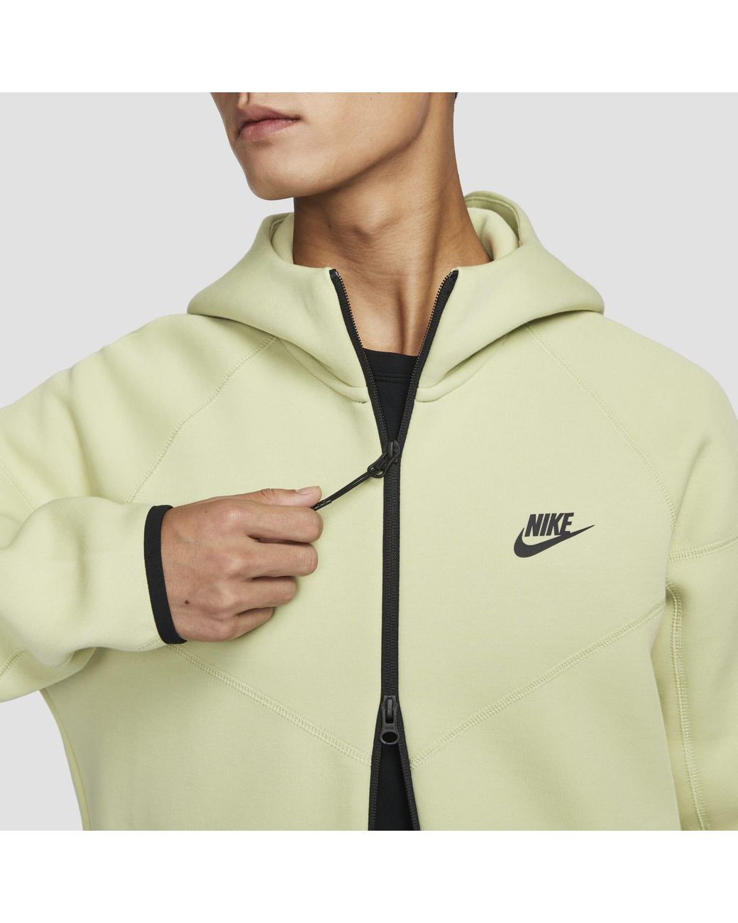 Nike Green Tech Fleece Full-Zip Windrunner Hooded Jacket Asia Sizing for men