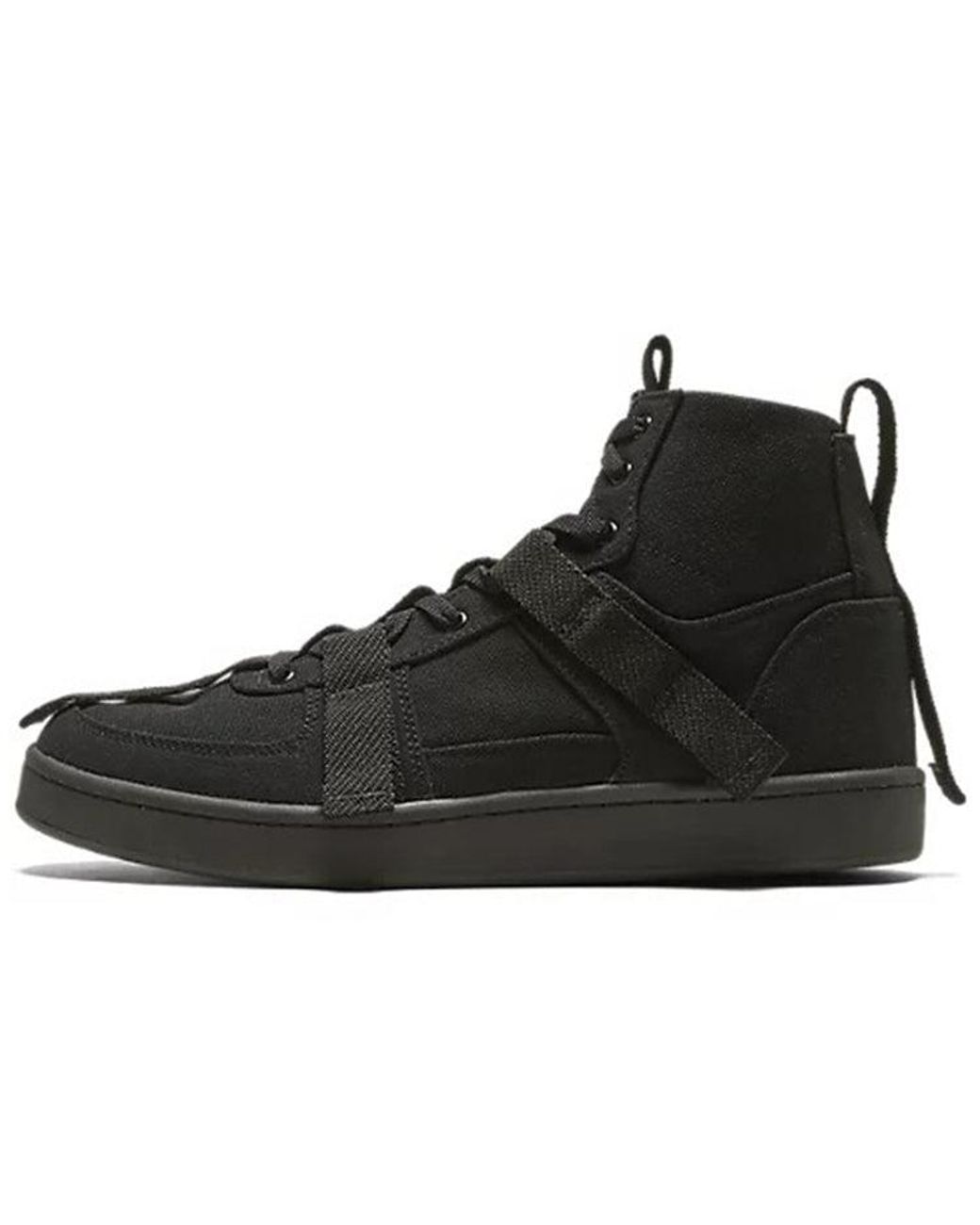Onitsuka Tiger Black Petal Shoes for men