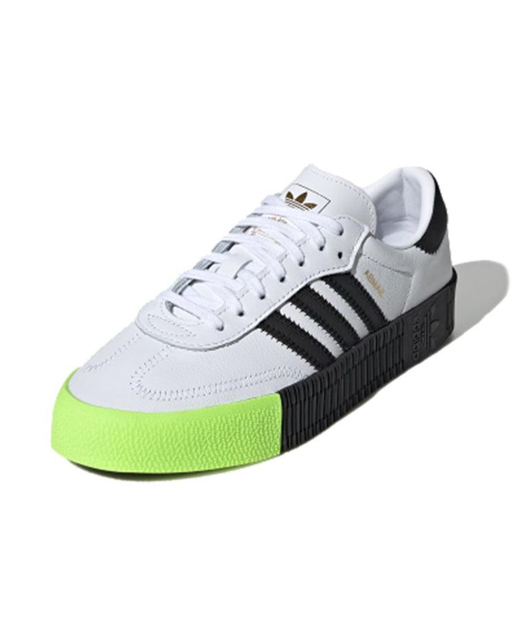 Premedicatie Maak een bed Verstelbaar adidas Originals Adidas Sambarose 'signal Green' in White | Lyst