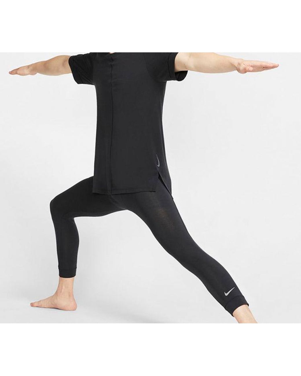Nike Blue As Nk Dry Top Ss Yoga for men