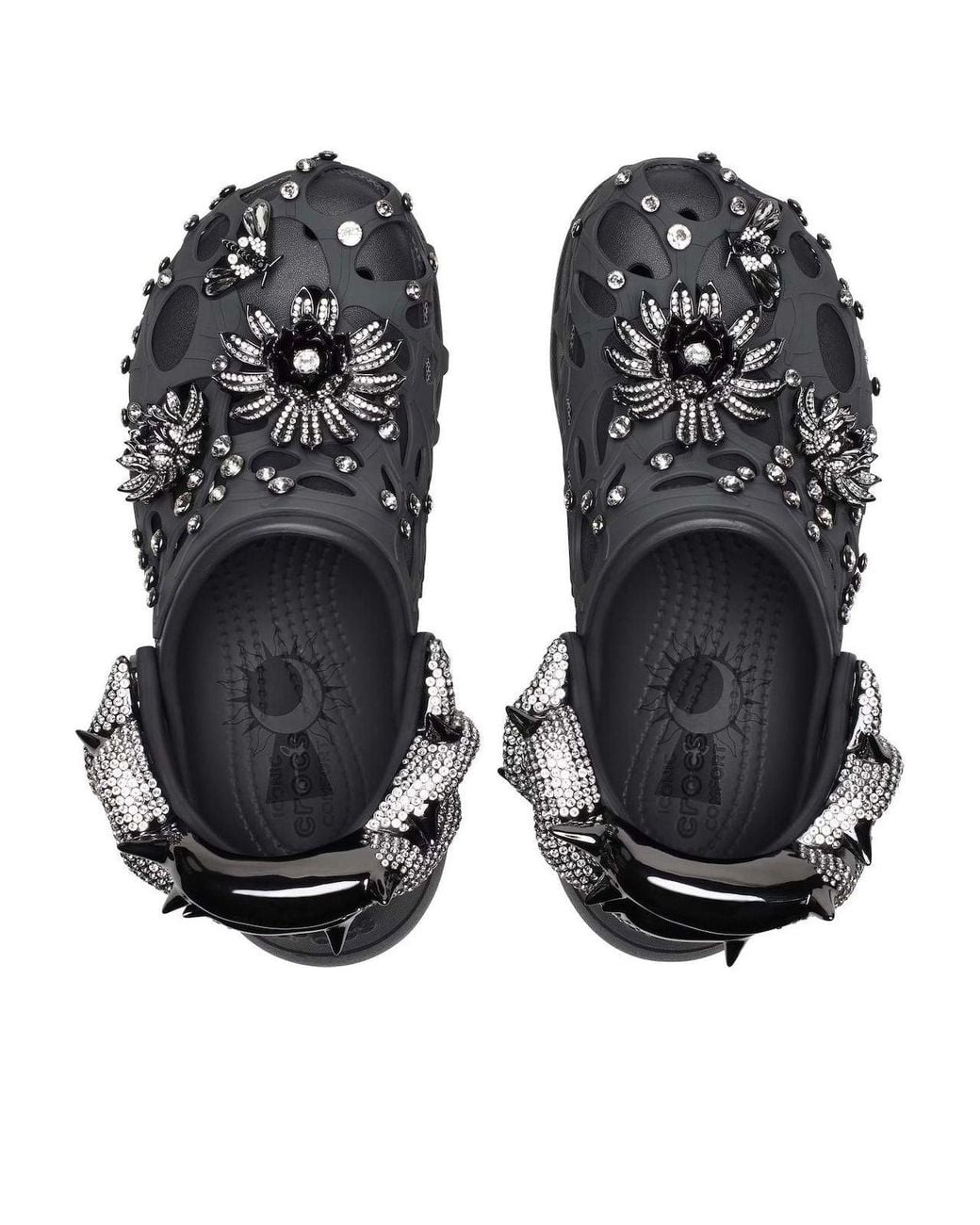 CROCSTM Black (Wmns) X Swarovski Classic Bae Clog