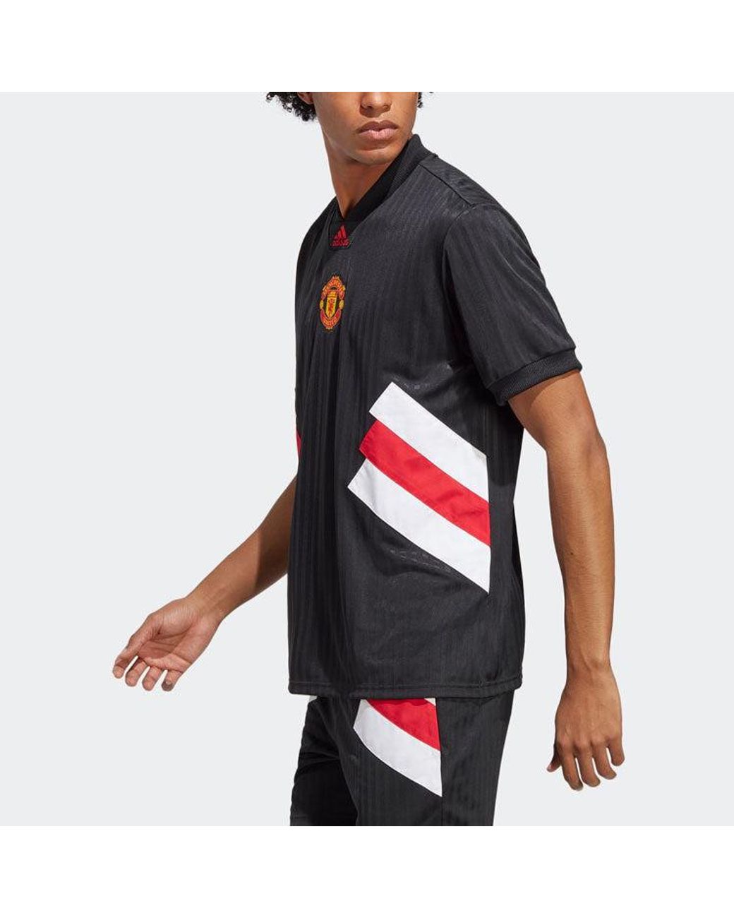 Adidas Black Manchester United Icon Jersey for men