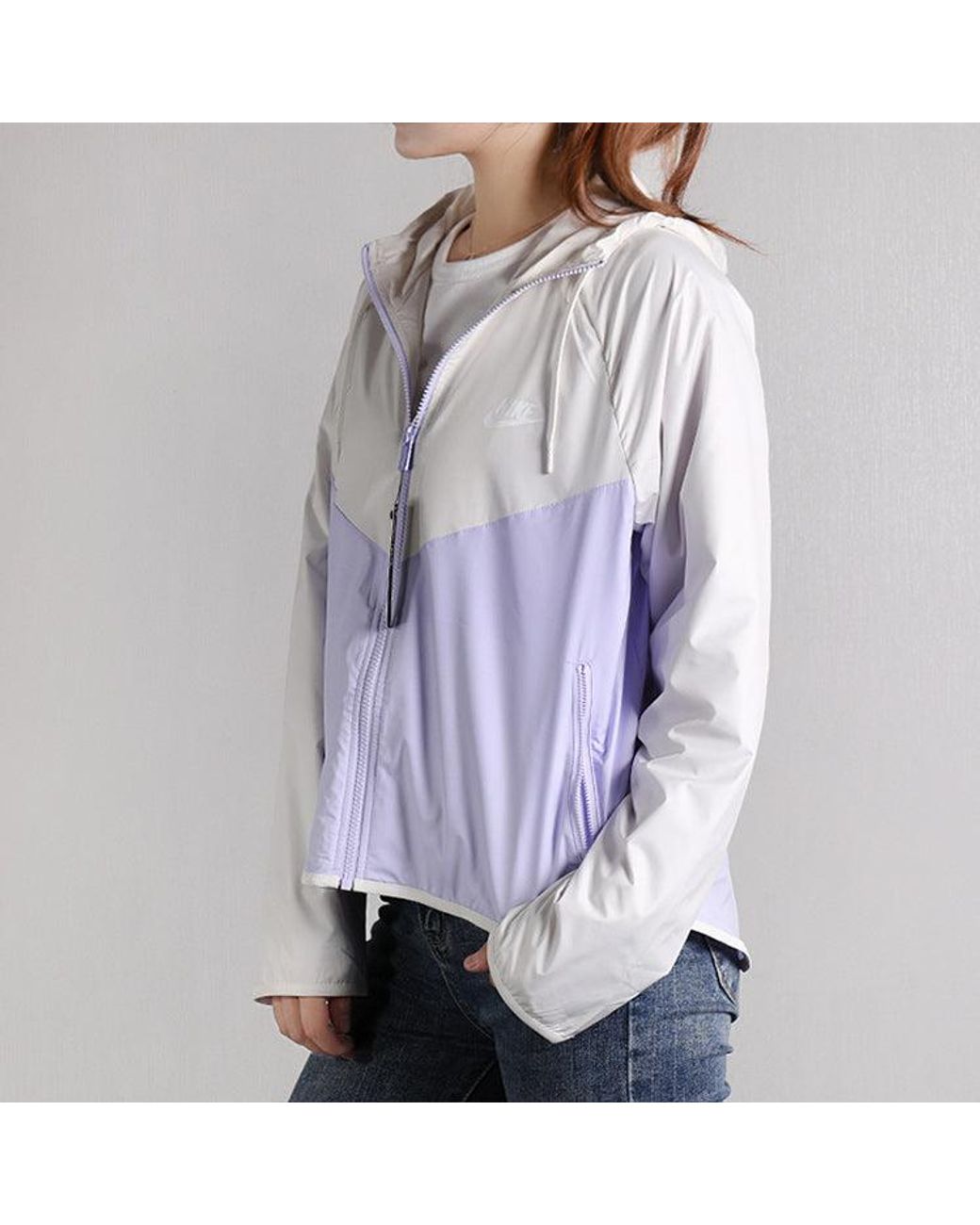 Nike Purple (Wmns) Sportswear Windrunner Waterproof Jacket