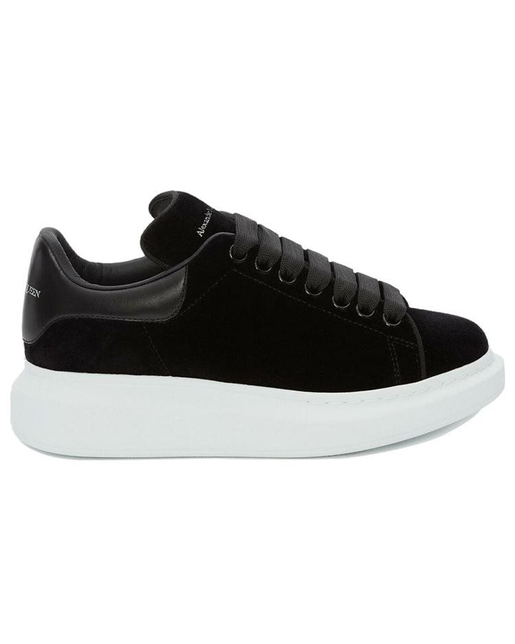 McQueen Black (Wmns) Oversized Sneaker 'Smooth'